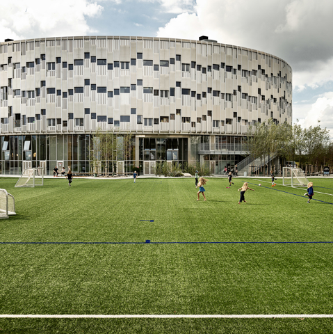 Kalvebod Fælled School, MT Høgjaard Danmark